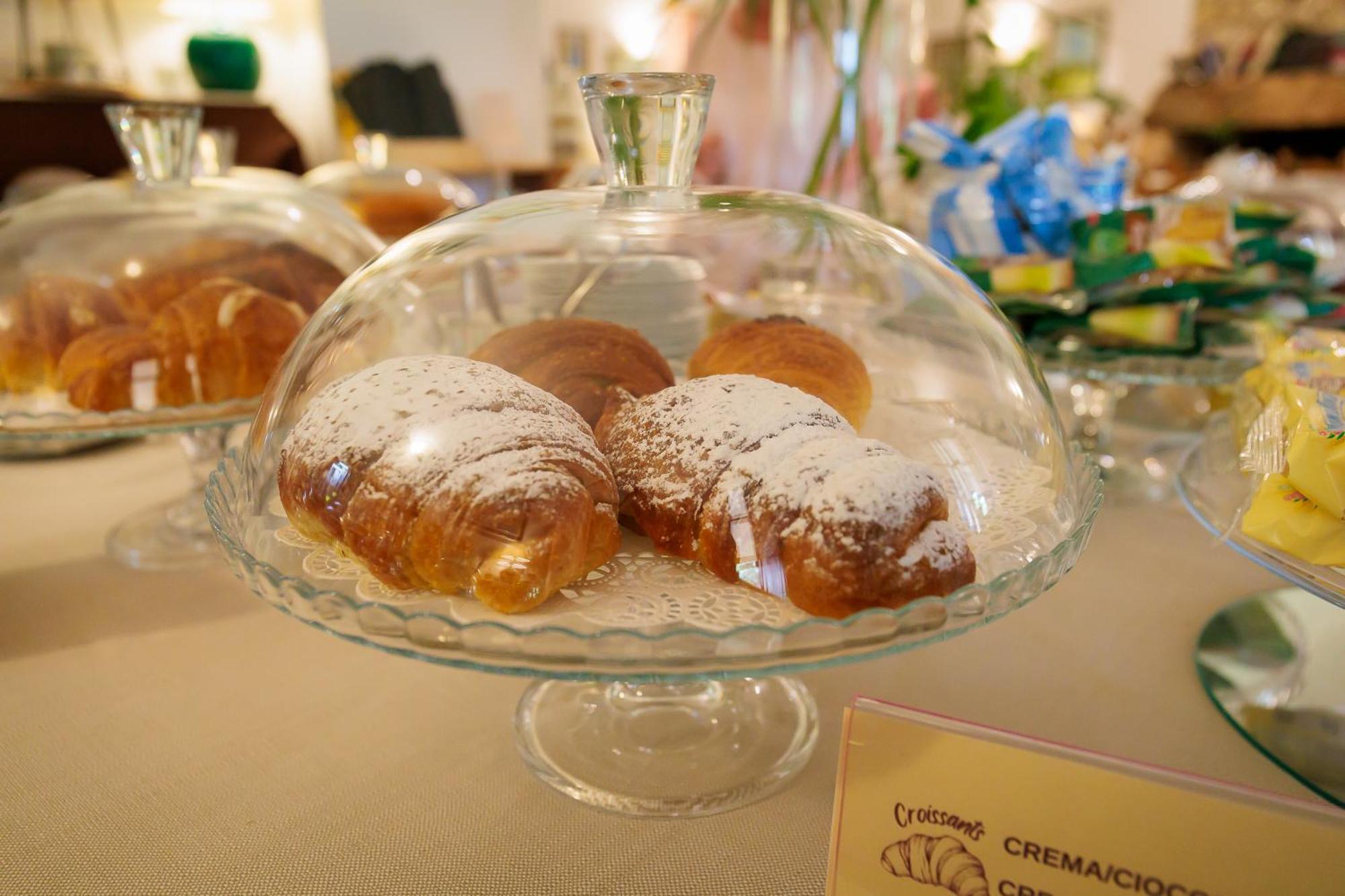 Hotel Ristorante Sa Pedrera カブラス エクステリア 写真